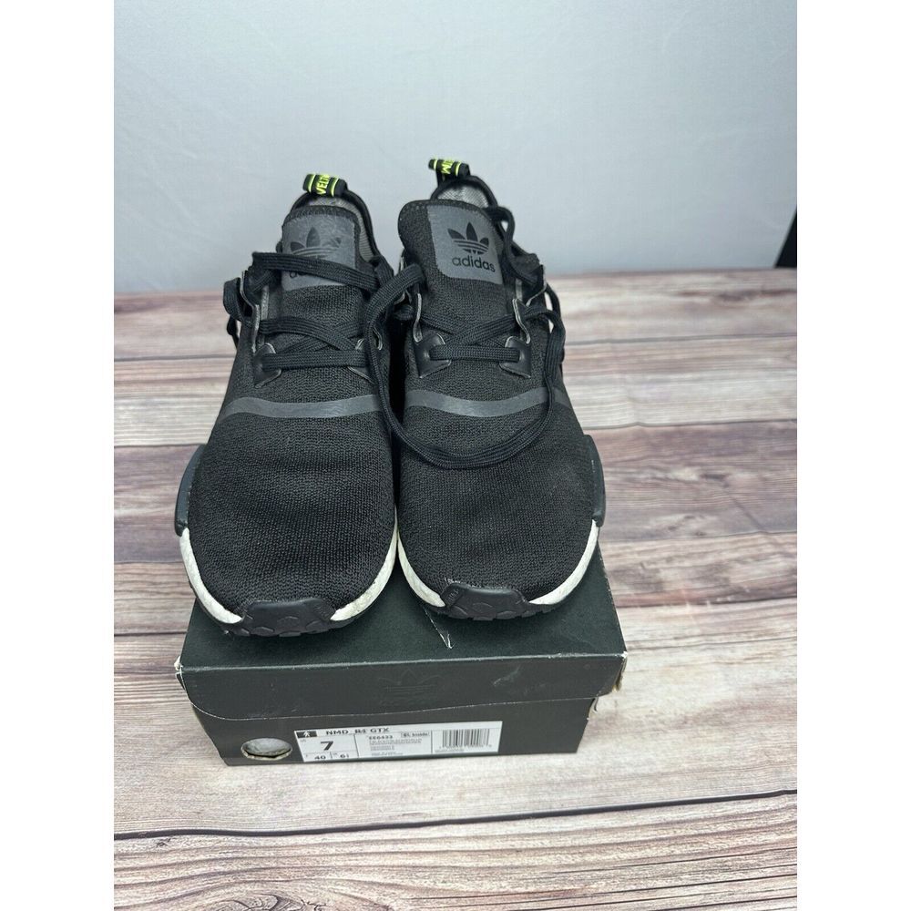 Adidas Nmd R1 Gtx Goretex Size US7‎ New In Box